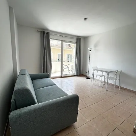 Apartament Bord De A *